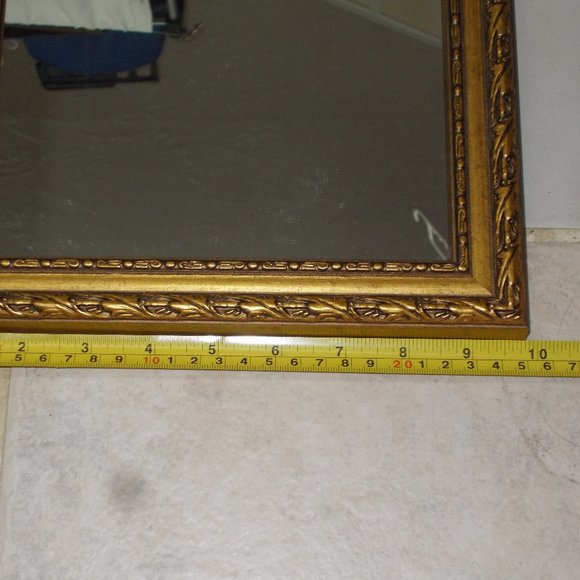 Gorgeous cottage print matted and framed, approximately 11"x13" - Picture 4 of 5